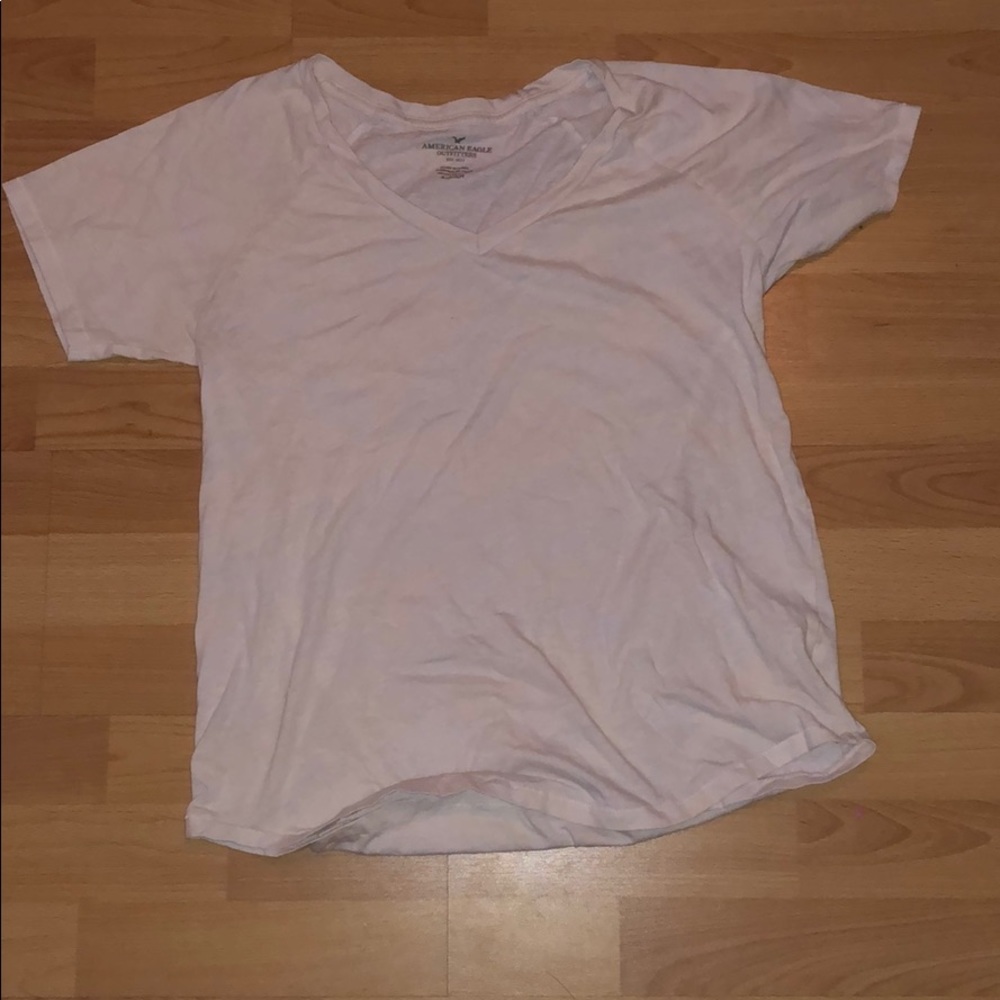 american eagle white v neck
